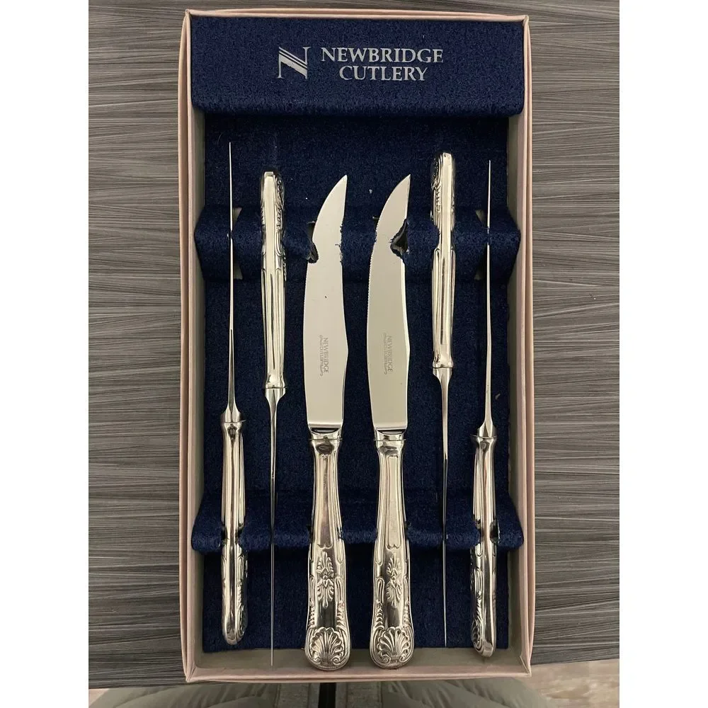 Newbridge Cutlery Elegant Silver-Plated Carving Set‎ with Ornate Handles